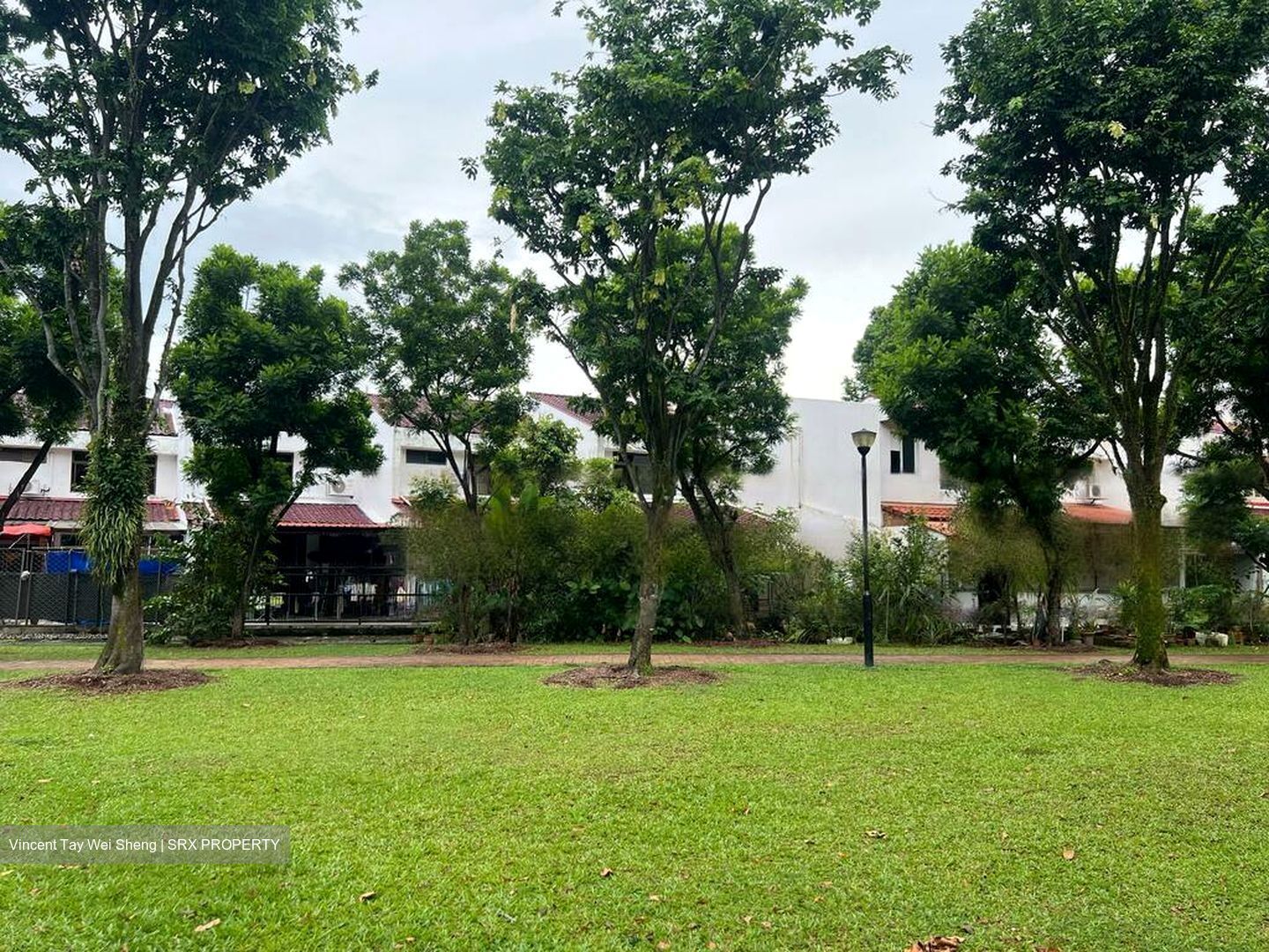 Tamarind Road (D28), Terrace #452885151